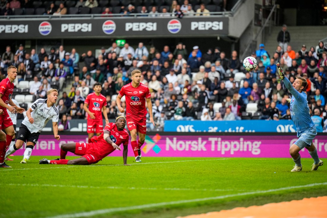 Santeri Väänänen sendte Rosenborg i føringen tidlig i andre omgang.